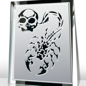 Skorpion Scorpion Bild Gravur Spiegel Glas Totenkopf Motiv